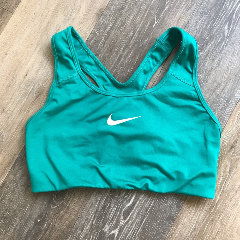 Nike Women’s Bra  green dri-fit